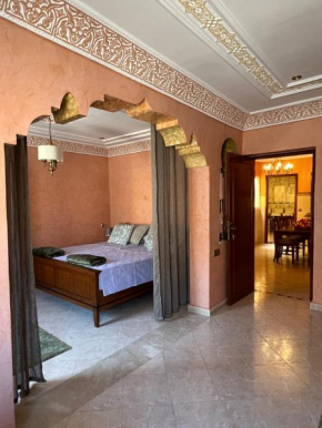 5min to Beach, WiFi, terrace, stylish fully equipped appartement parking for free